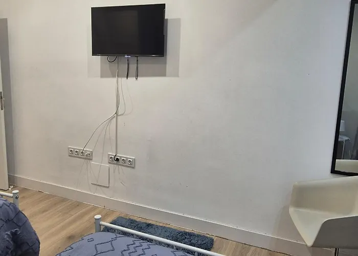 18 Habitación En Vivienda Centrica *